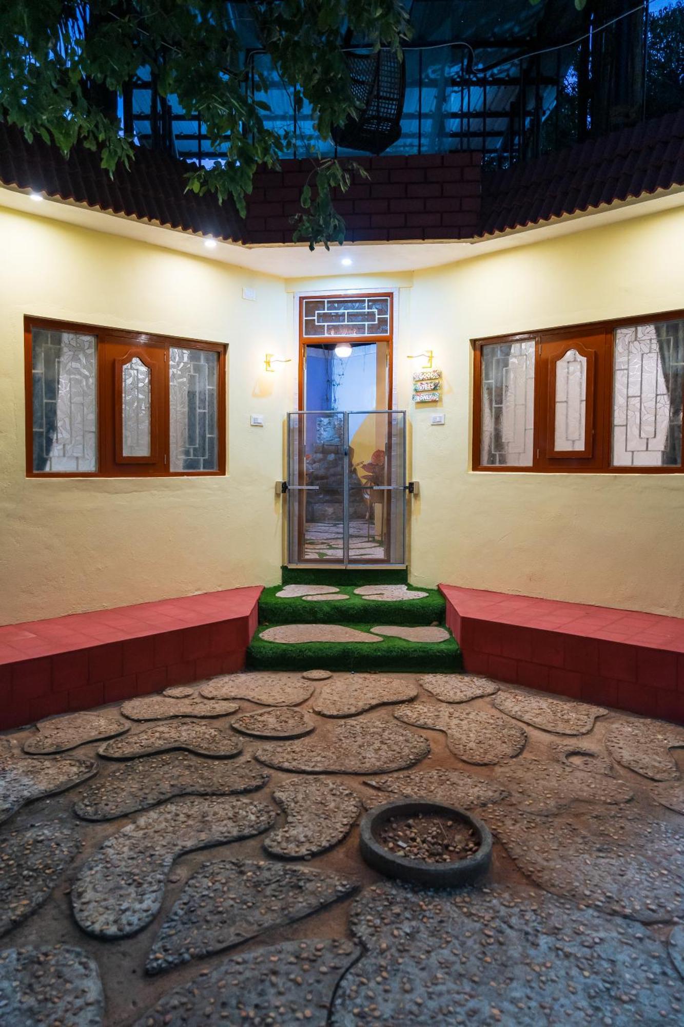 Ntr Garden Hotel Auroville Eksteriør billede