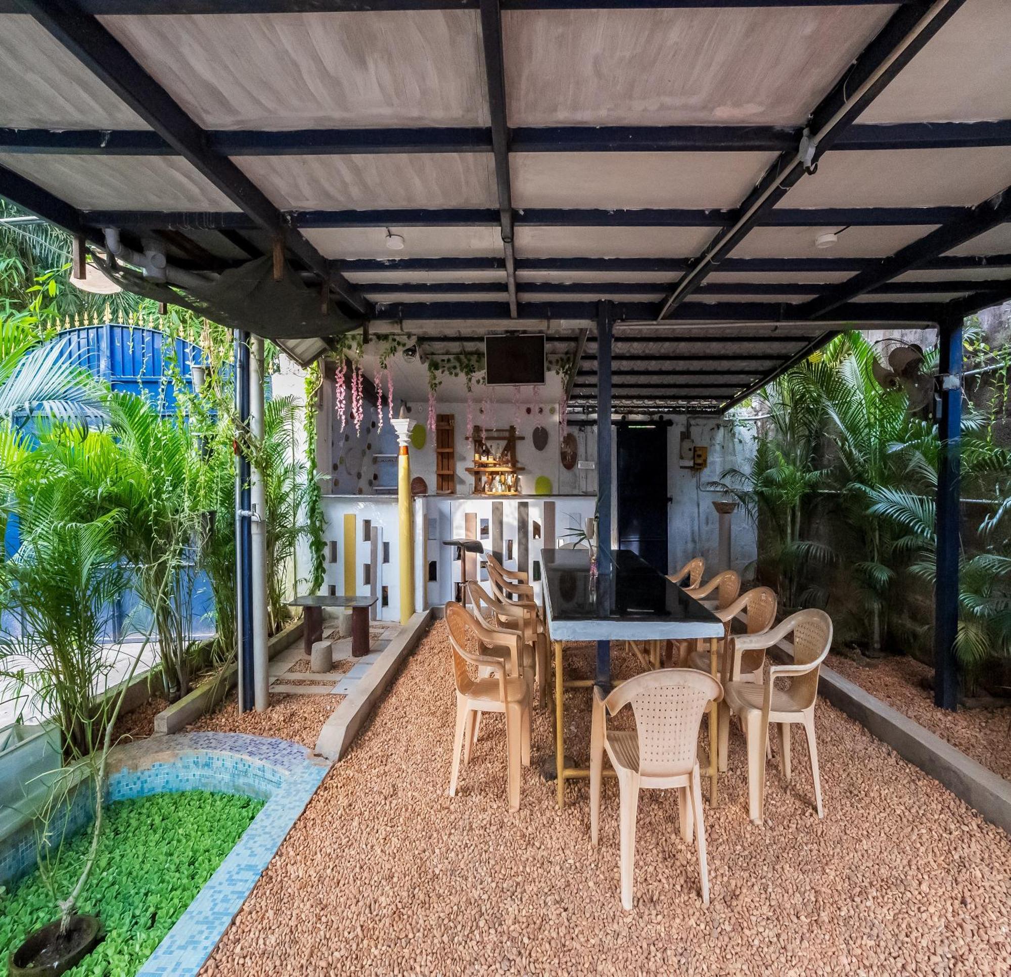 Ntr Garden Hotel Auroville Eksteriør billede