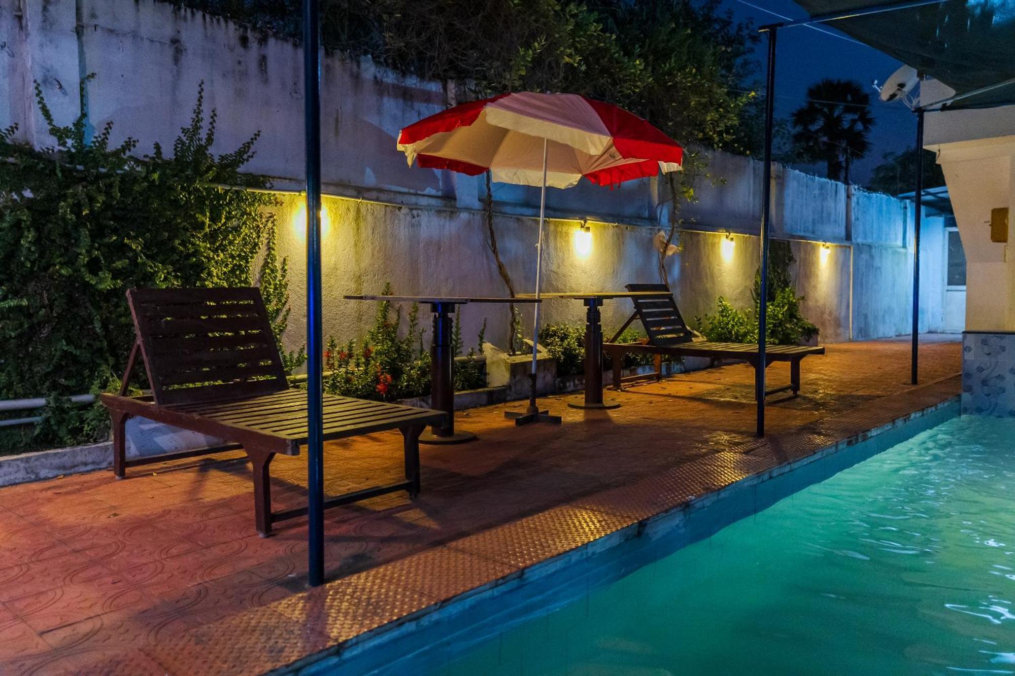 Ntr Garden Hotel Auroville Eksteriør billede