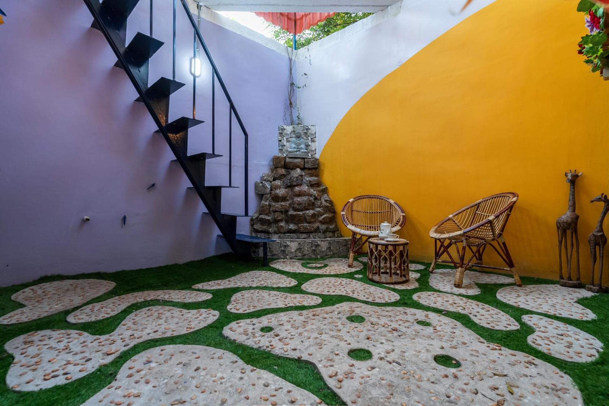 Ntr Garden Hotel Auroville Eksteriør billede