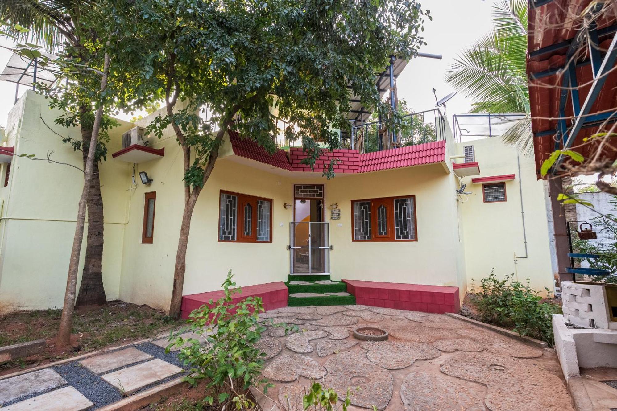 Ntr Garden Hotel Auroville Eksteriør billede